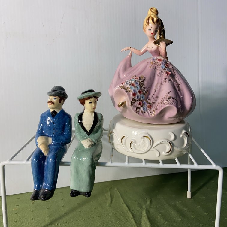 Metlox Pottery Figurines & Working Music Box Lot