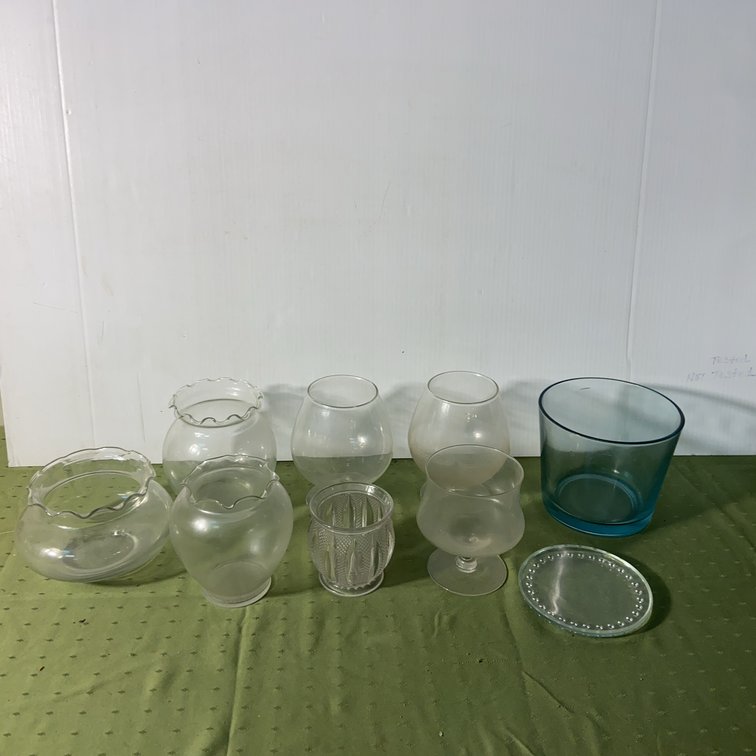 Glass Vase and Vessel Group, 8 Pieces