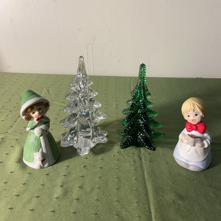 2 Ceramic Bells and 2 Glass Trees