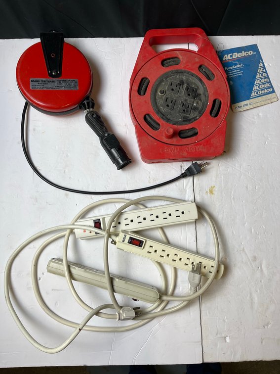 Power Extension Cords & PowerCaddy