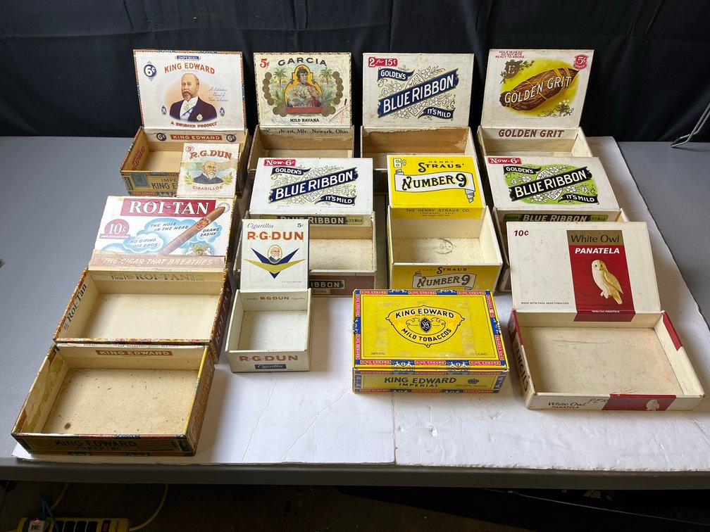 17 Vintage Cigar Boxes Mixed Brands