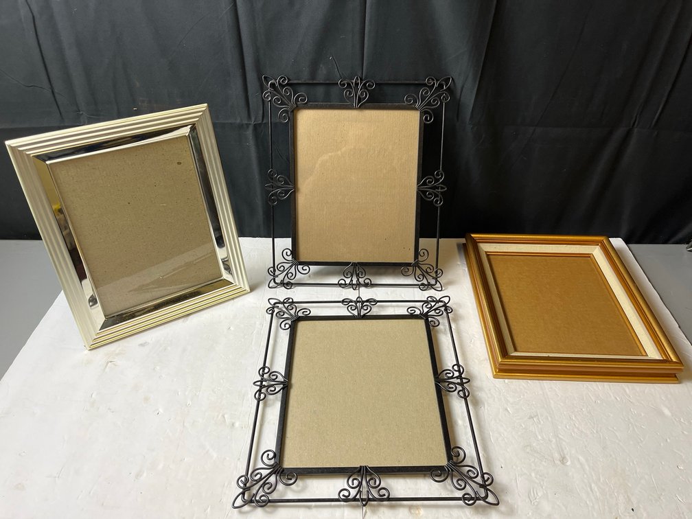 4 Decorative Photo Frames