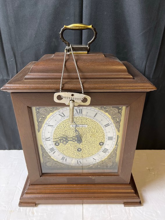 Seth Thomas Legacy-3W Mantel Clock w/ Key