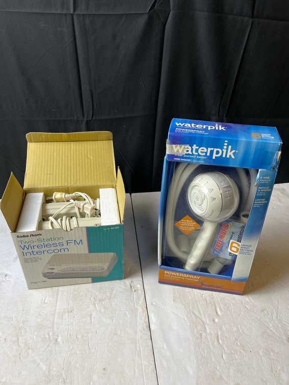Radio Shack Wireless FM Intercom & Waterpik Set
