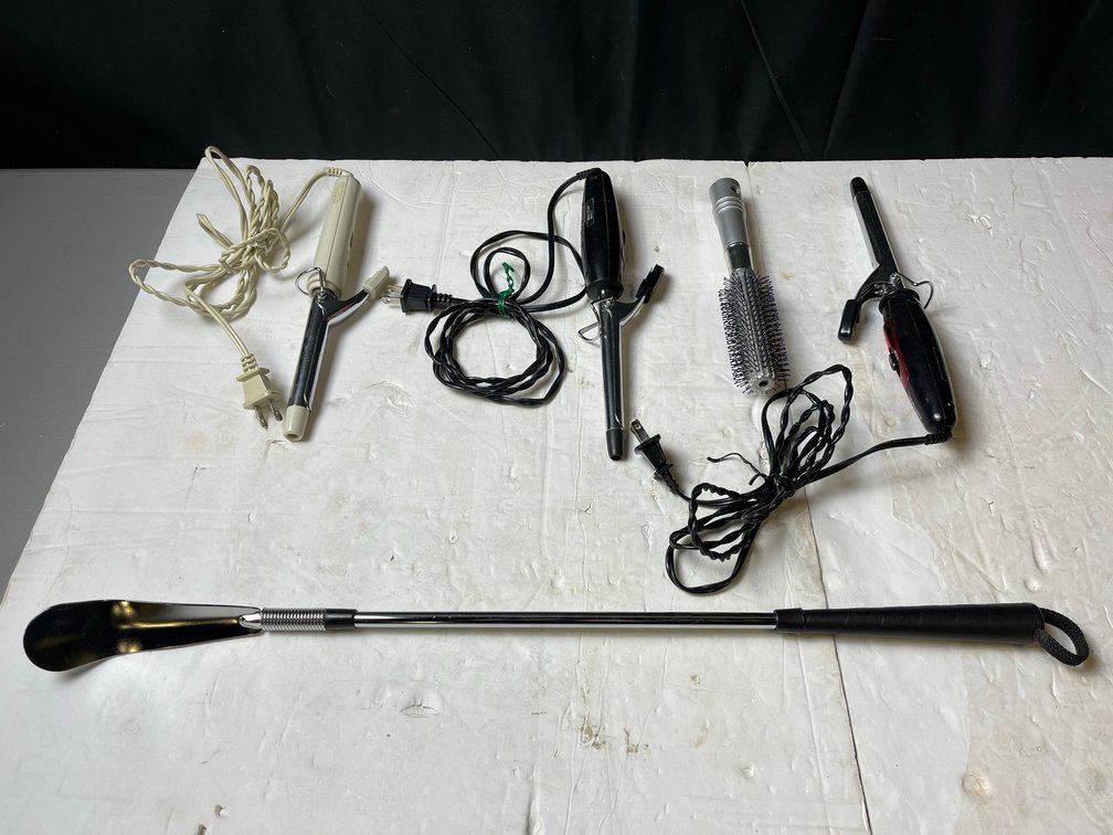 4 Curling Irons, 1 Brush, 1 Shoehorn