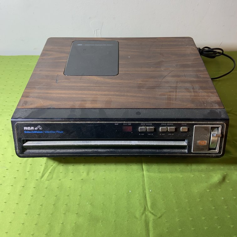RCA SelectaVision VideoDisc Player SFT 100W