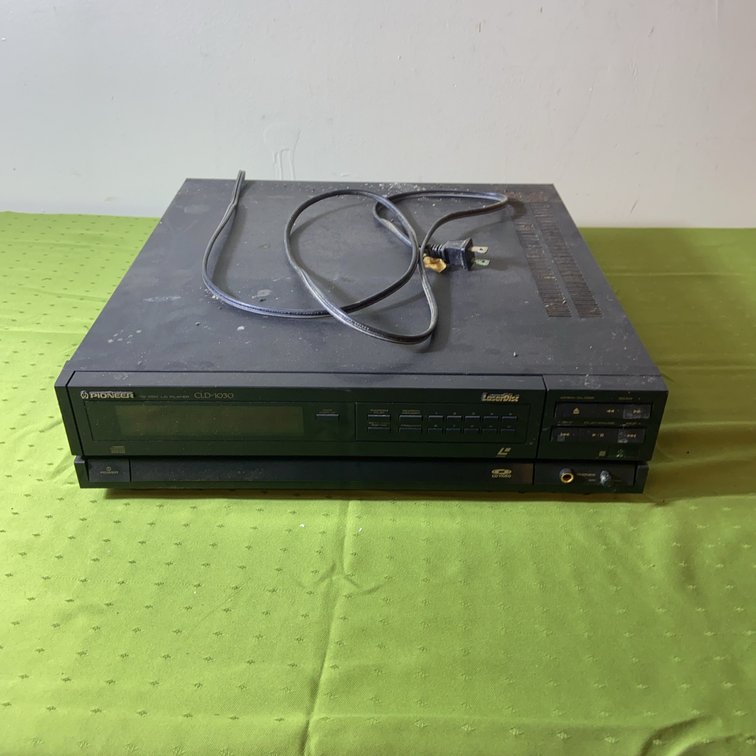 Pioneer CLD-1030 CD CDV LD Player Made In Japan