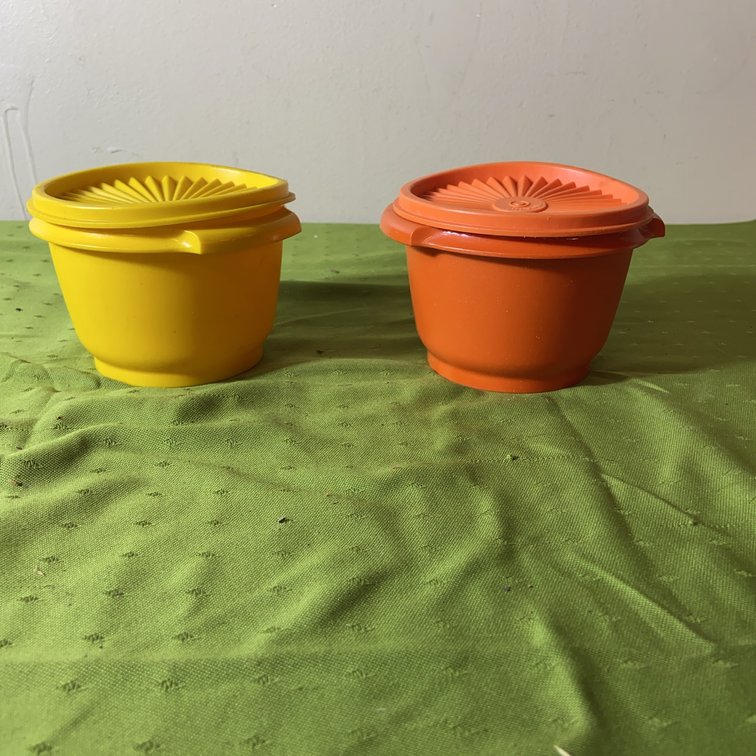 Tupperware Sunburst Bowls Set Orange Yellow USA
