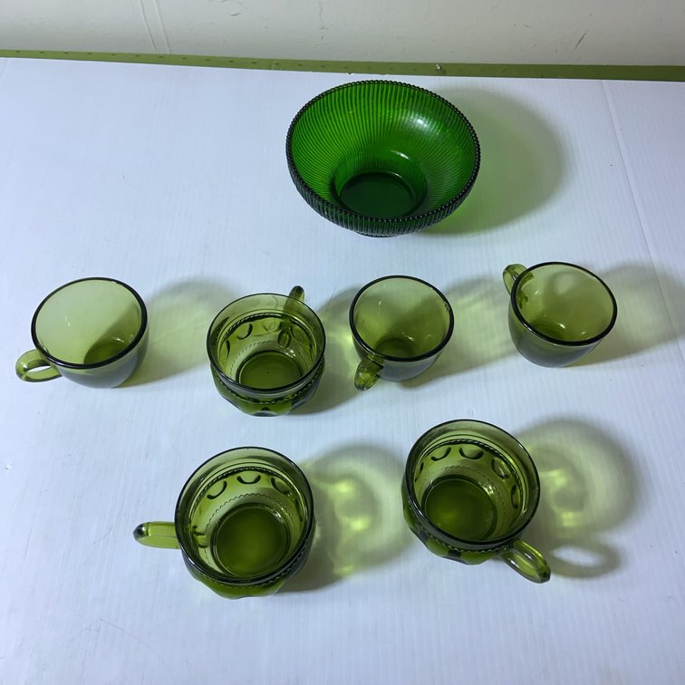 Hoosier Glass 4054 Green Bowl & Cups Set