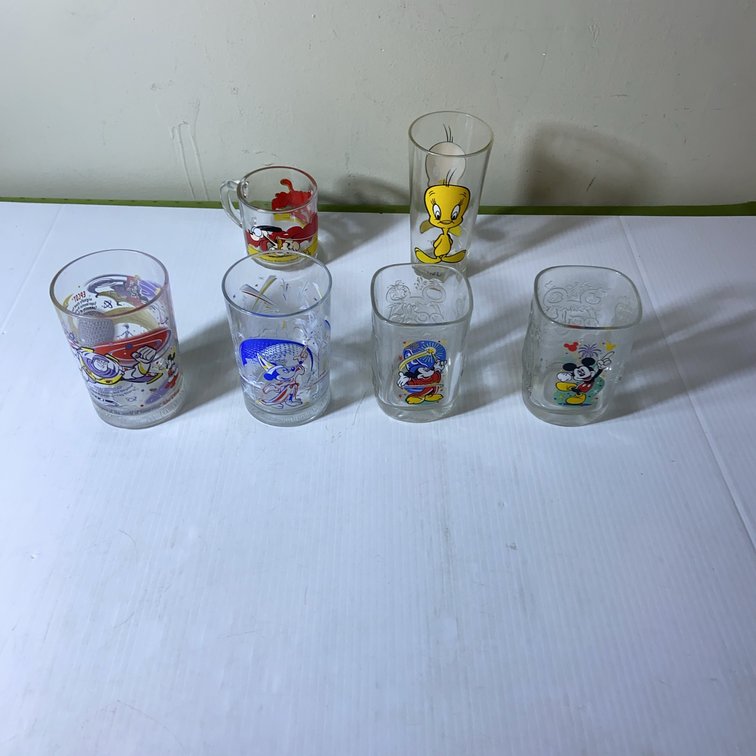 Disney and Looney Tunes Drinking Glasses