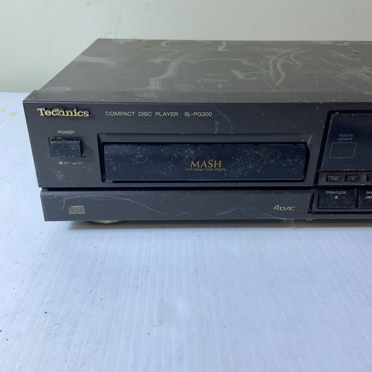 Technics SL-PG300 Compact Disc Player