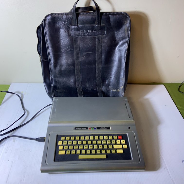 Radio Shack TRS-80 Color Computer with Case