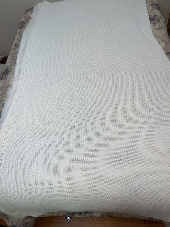 White Knit Blanket with Satin Trim 78x84