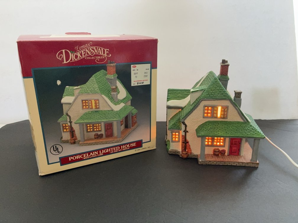 Dept 56 Dickens Village Porcelain Lighted House