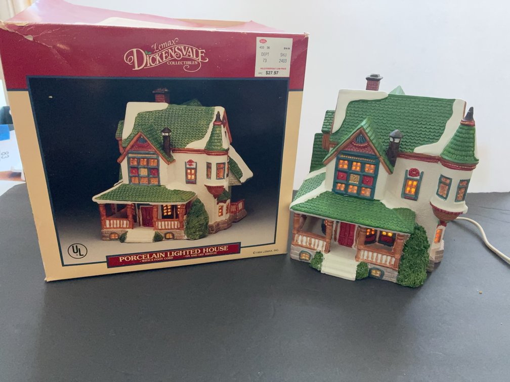 Lemax Dickensvale Porcelain Lighted House 1994