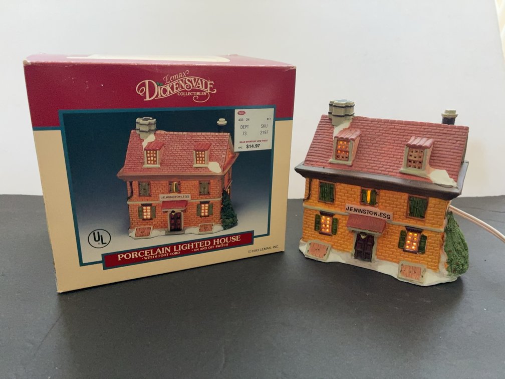 Lemax Dickensvale J.E. Winston Esq. Porcelain House