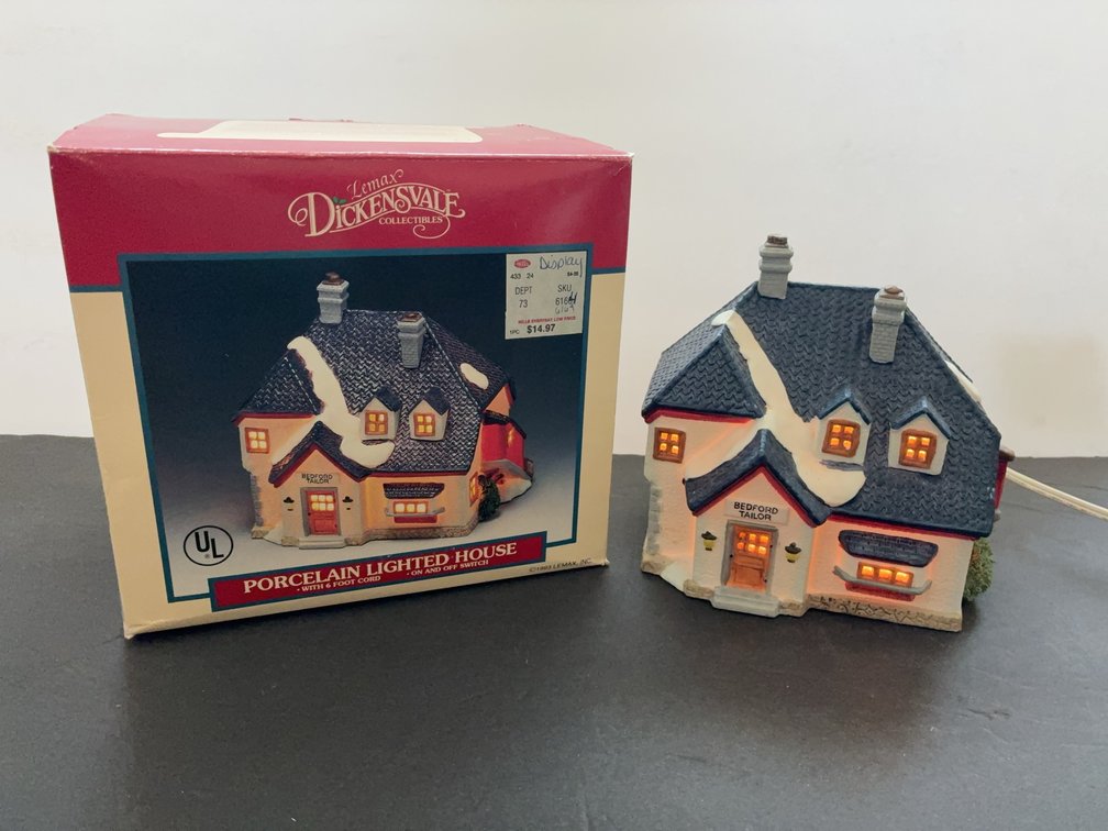 Lemax Porcelain Lighted House Bedford Tailor