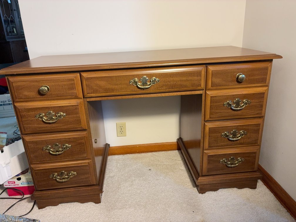 Wood Desk with Brass Handles, 7 Drawers, 38x30x20