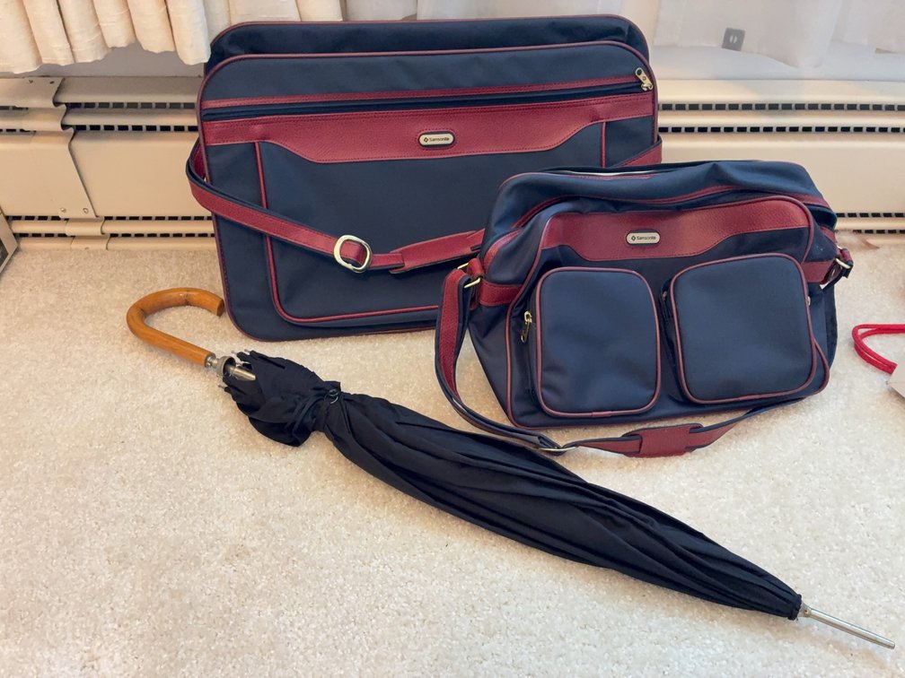 Samsonite Travel Bag Set With Umbrella