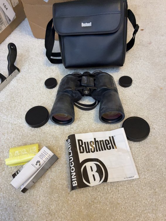 Bushnell 7x35 Wide Angle Binoculars Set