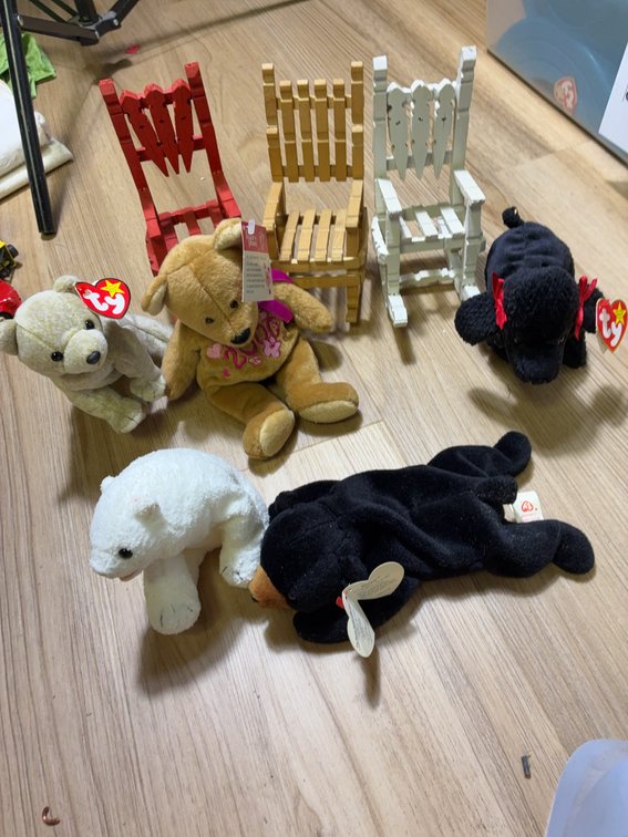 TY Beanie Babies With 3 Doll Clothes Pin Chairs