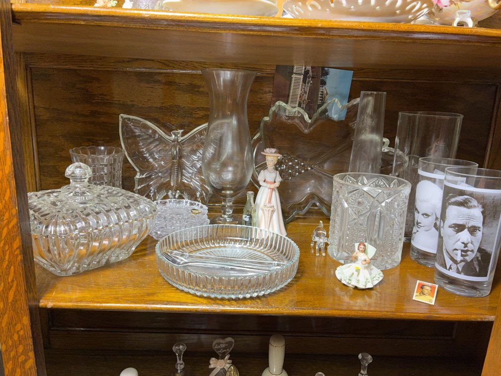 Glassware, Figurines, Bogart Glasses