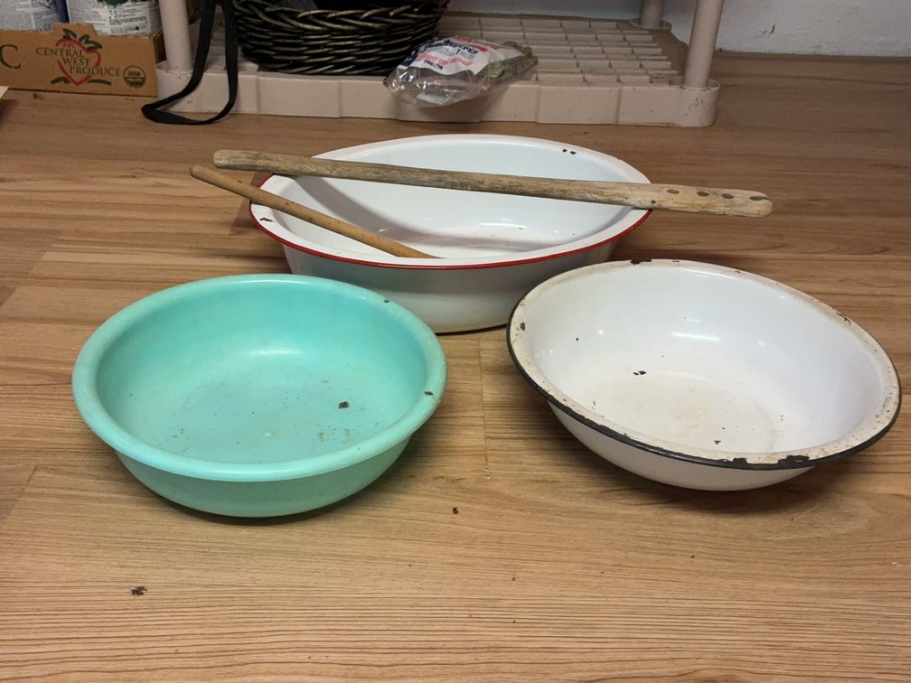 Enamelware Mixing Bowls With Wooden Spoons Set