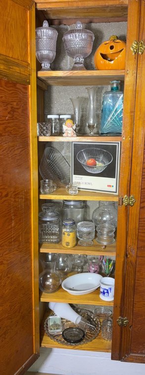 Glassware, Ceramics, and Decorative Items