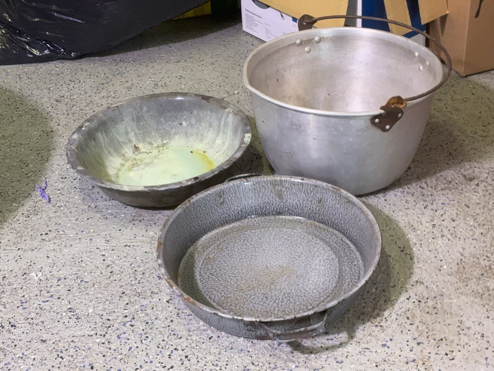 3 Metal Kitchenware Pots and Pans