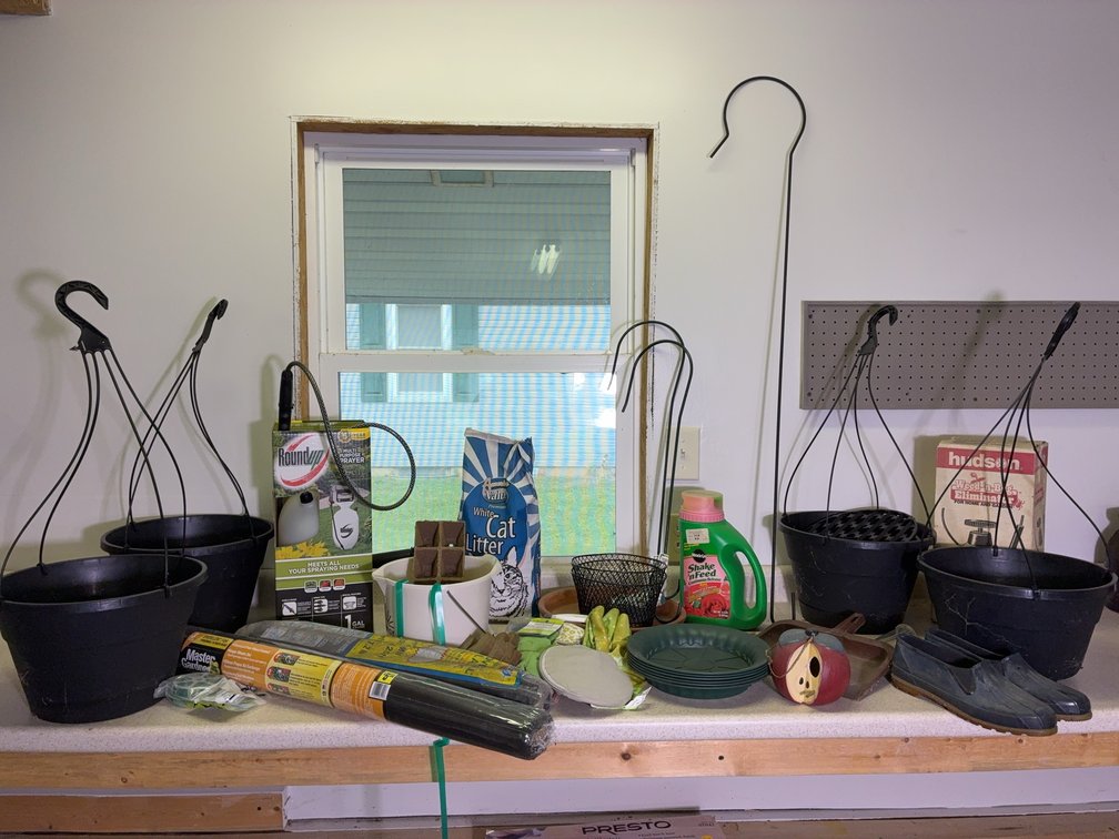 Garden Pots, Tools, Fertilizer & Birdhouse