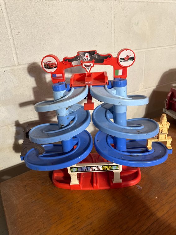 Disney Pixar Cars World Grand Prix Spiral Track