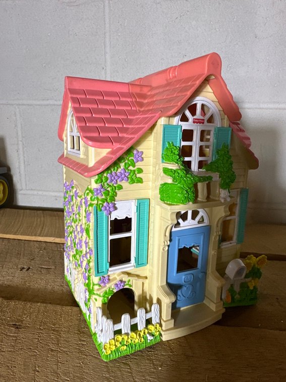 Fisher-Price Loving Family Dollhouse