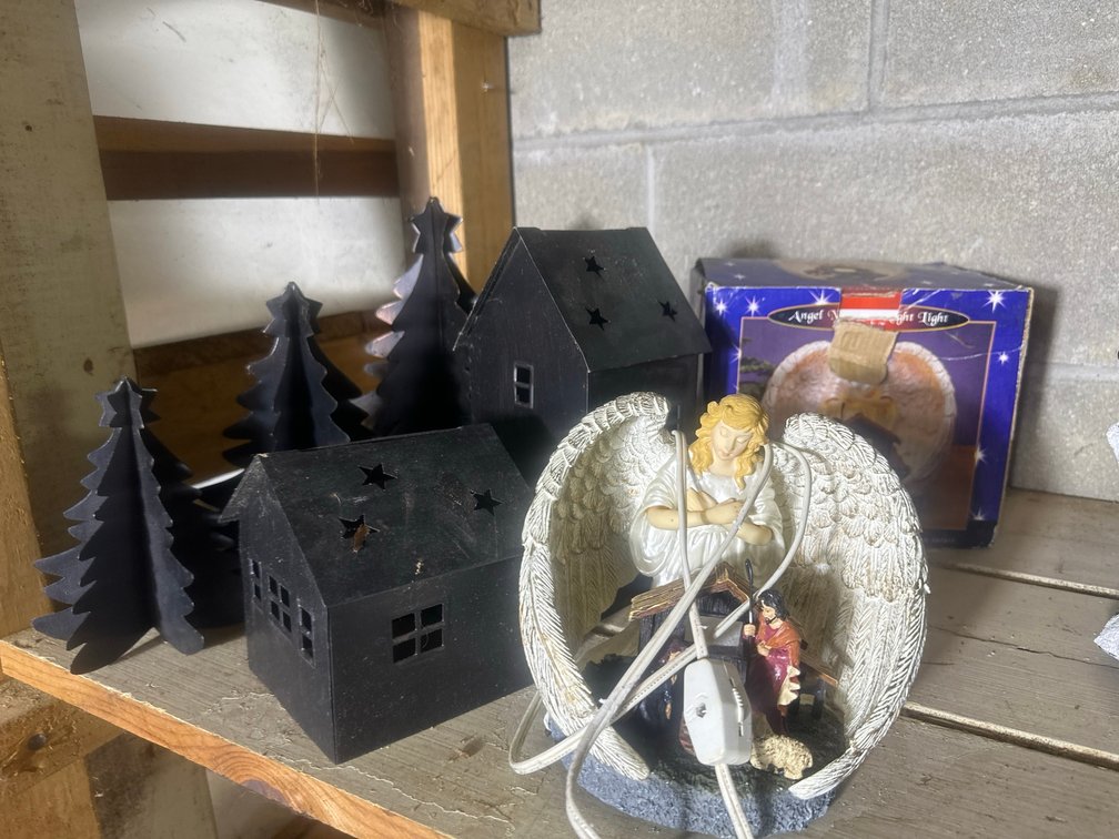 Metal House and Tree Decor With Angel Night Light