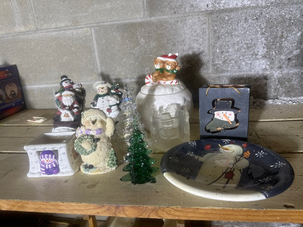 Christmas Decor Lot, Fitz and Floyd Plate