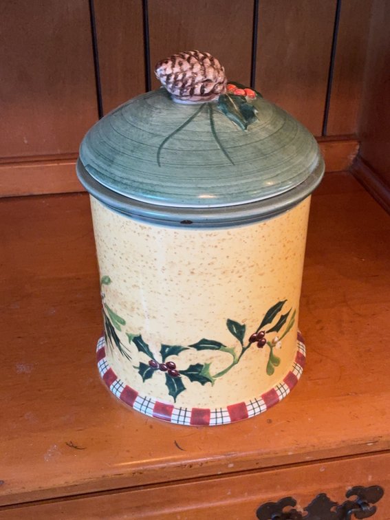 Lenox Winter Greetings Earthenware Cookie Jar