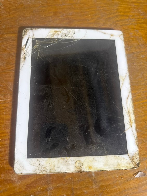 Apple iPad A1459 64GB Damaged, Untested