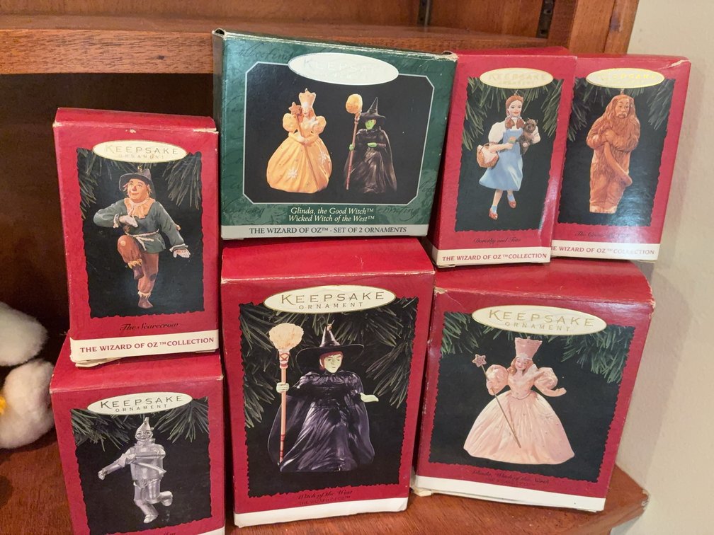 Hallmark Wizard of Oz Keepsake Ornaments Set