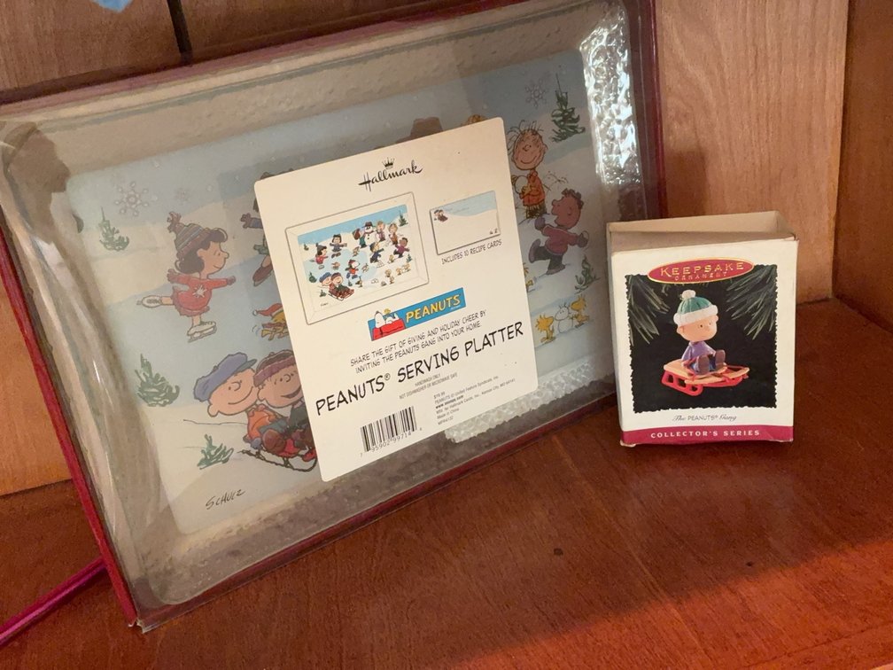 Hallmark Peanuts Serving Platter & Ornament