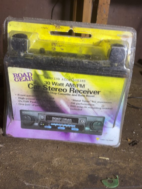 Road Gear RGCM30 30 Watt Car Stereo Receiver