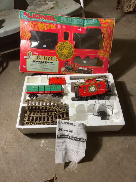 Lionel Ornament Express Set With Box and Track