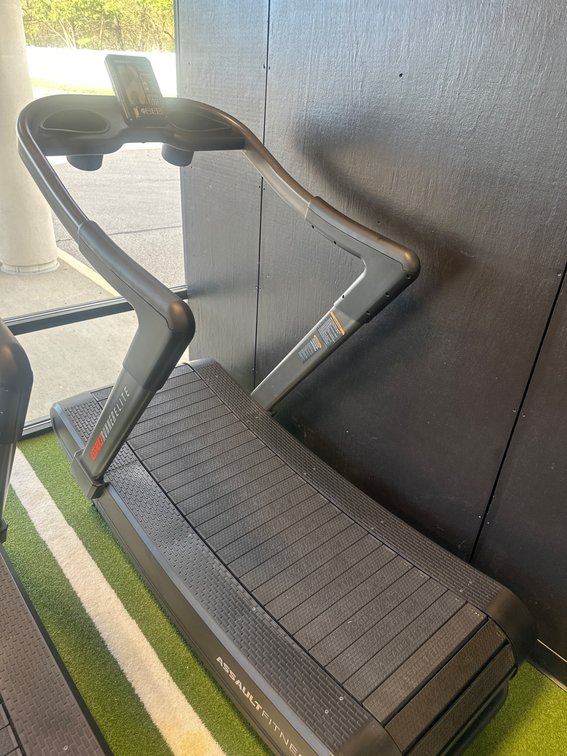 Assault Fitness AirRunner Manual Curved Treadmill