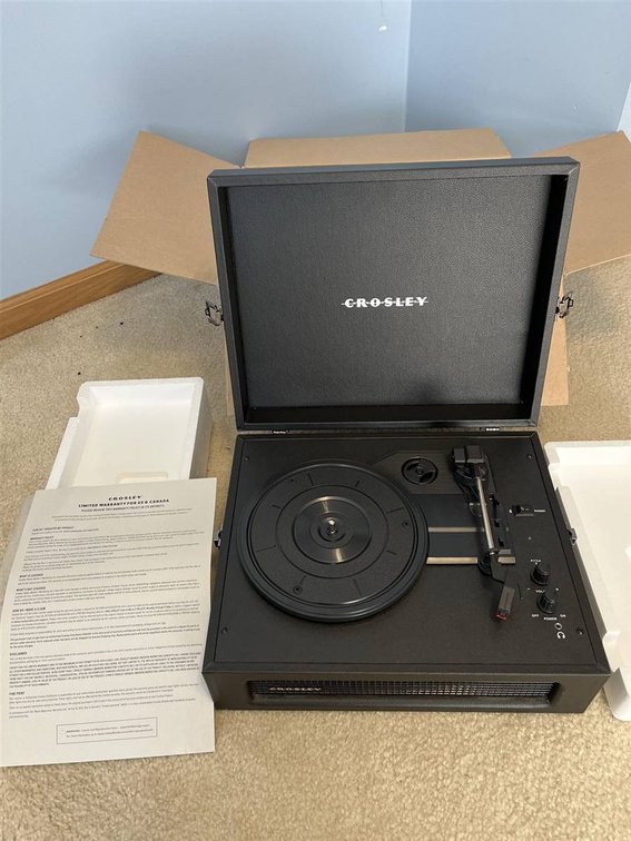 Crosley Voyager Bluetooth Turntable CR8017A-BK