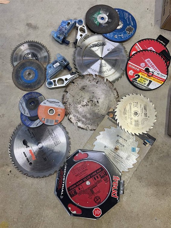 Circular Saw Blades and Attachments
