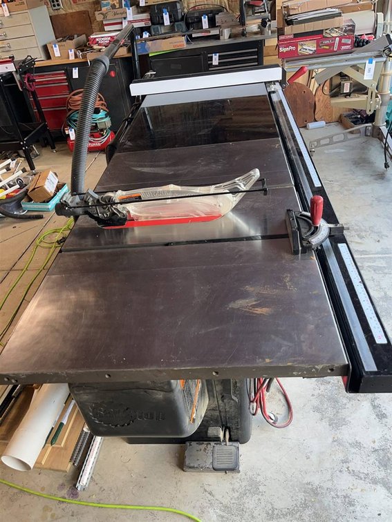 SawStop 10" Pro Cabinet Saw 85L 31D 34H 3HP