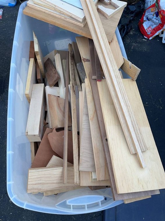 Wood Scrap Cut-Offs Bin Mixed Species