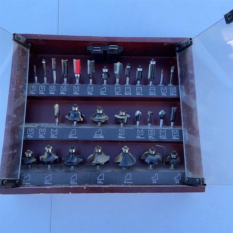 Router Bit Set with Wooden Case, 24 Pieces