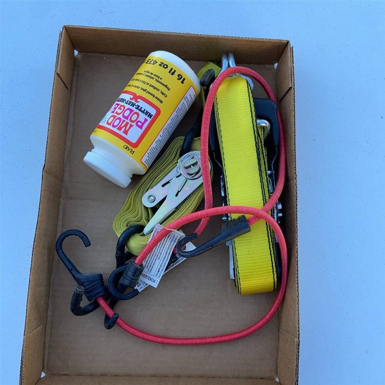 Box With Rope Ratchet Strap Bungee Cord Rope Dope