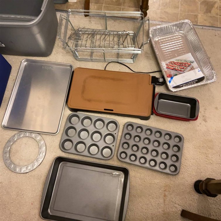 Bakeware Pans and Grill Lot