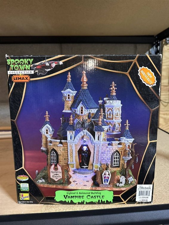 Lemax Spooky Town Vampire Castle Building