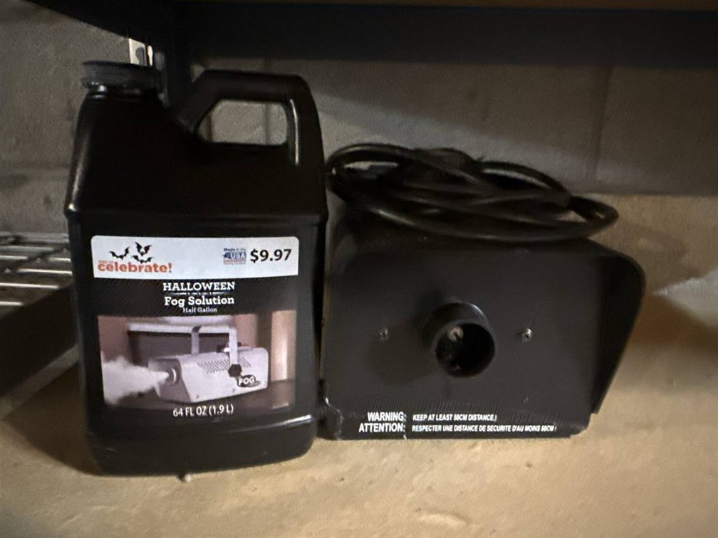 Silver Rain Fog Machine With Celebrate Fog Solution